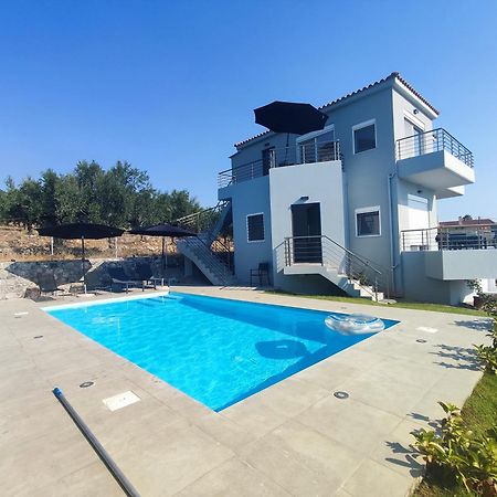 Evilenia Luxury Apartments Kalamata Luaran gambar