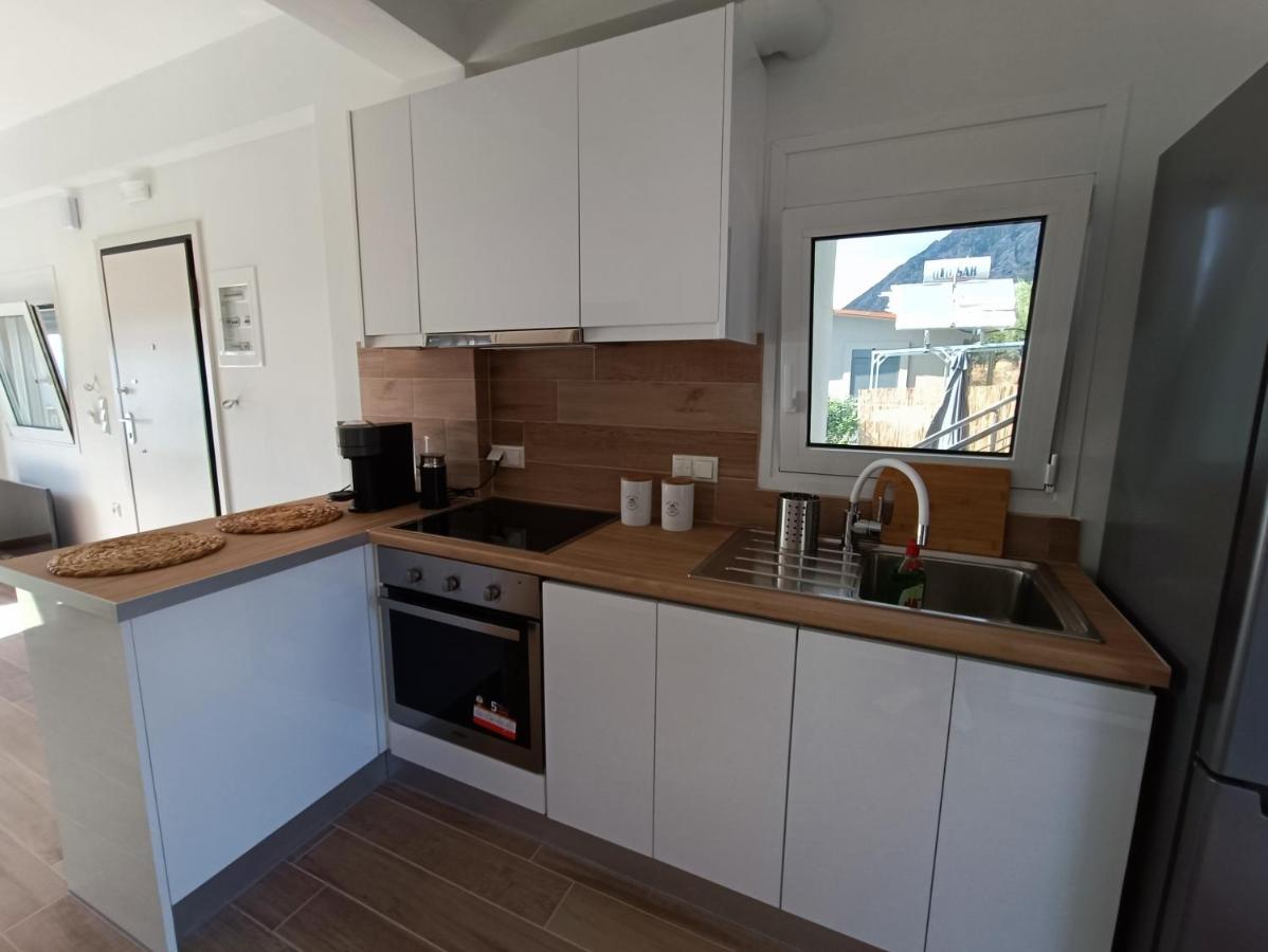 Evilenia Luxury Apartments Kalamata Luaran gambar