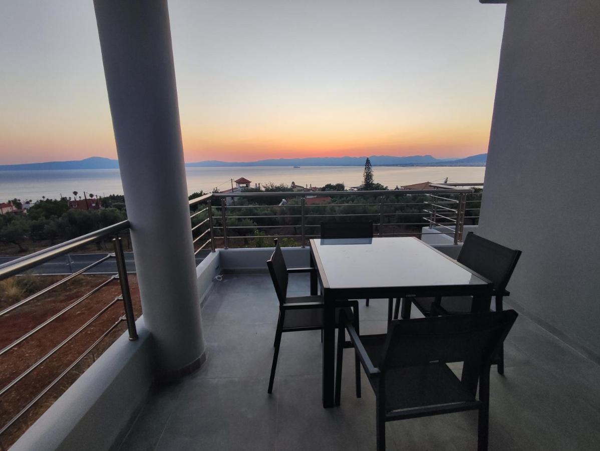 Evilenia Luxury Apartments Kalamata Luaran gambar