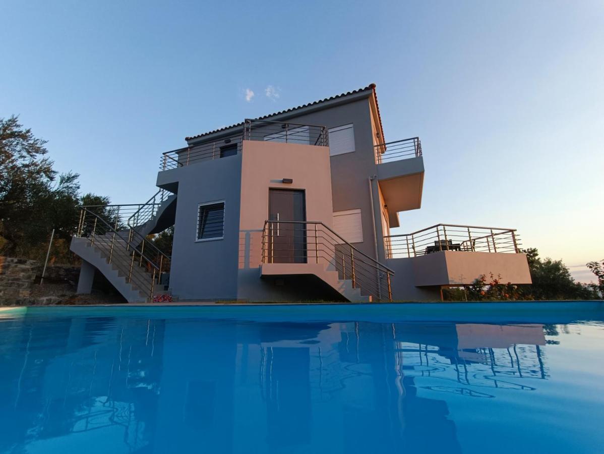 Evilenia Luxury Apartments Kalamata Luaran gambar