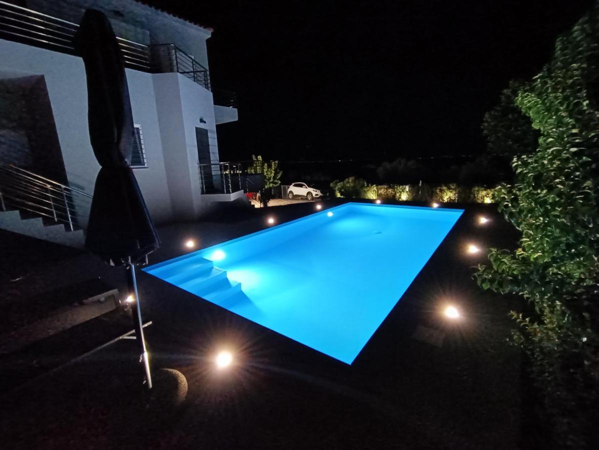Evilenia Luxury Apartments Kalamata Luaran gambar