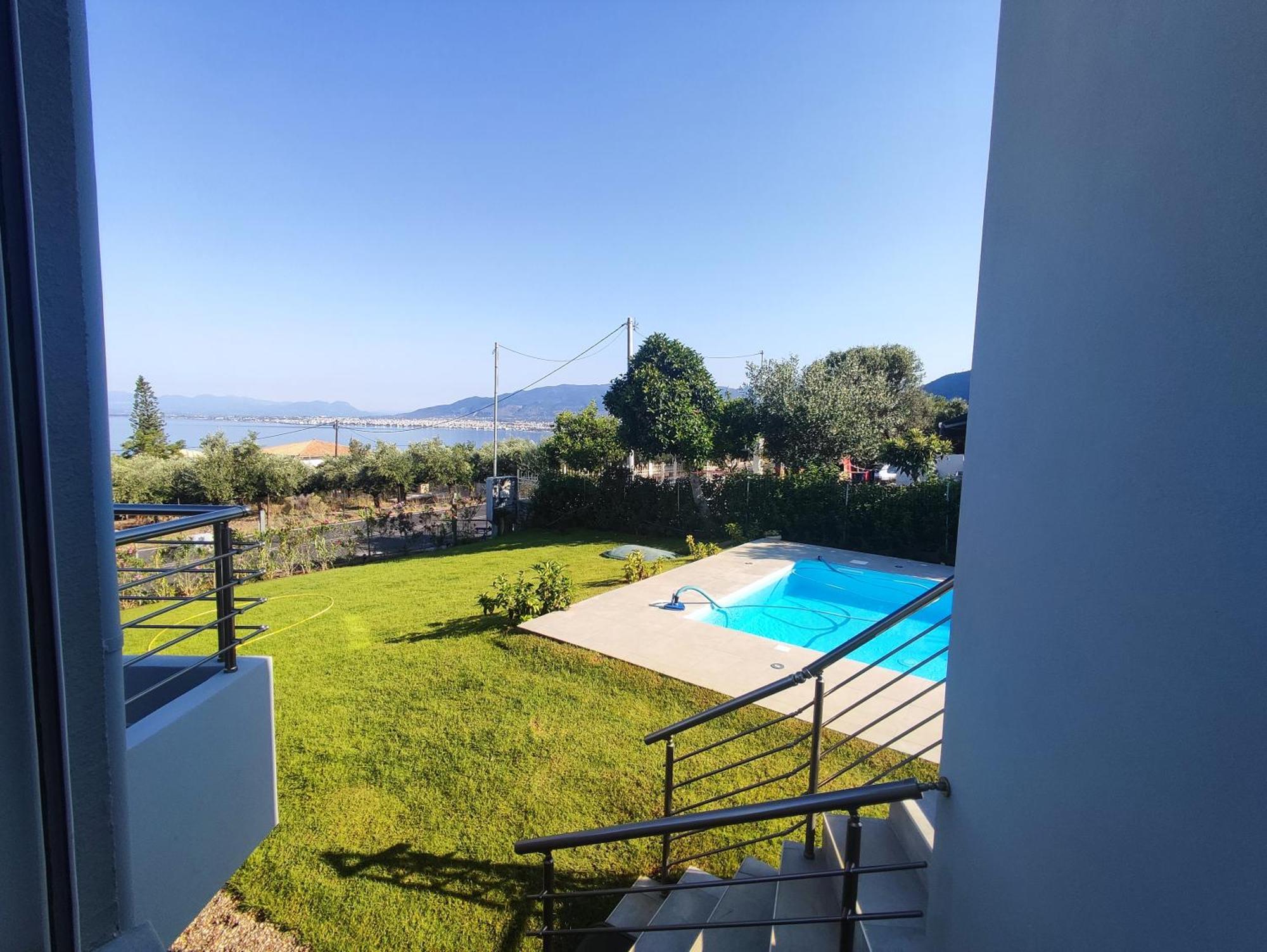 Evilenia Luxury Apartments Kalamata Luaran gambar